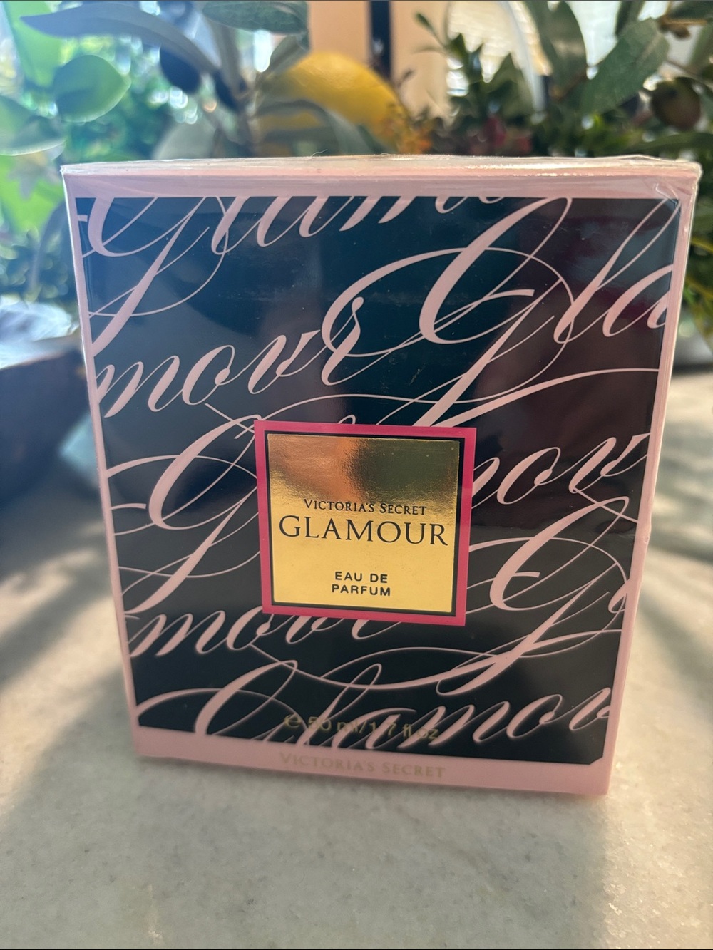 Victoria's Secret Glamour Eau de Parfum.